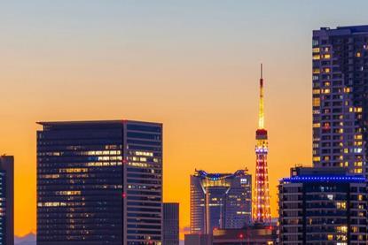 Cityscape-at-dusk-with-tall-buildings-hero
