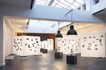 Alternative realities