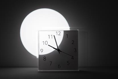 clock-moonlight-lg